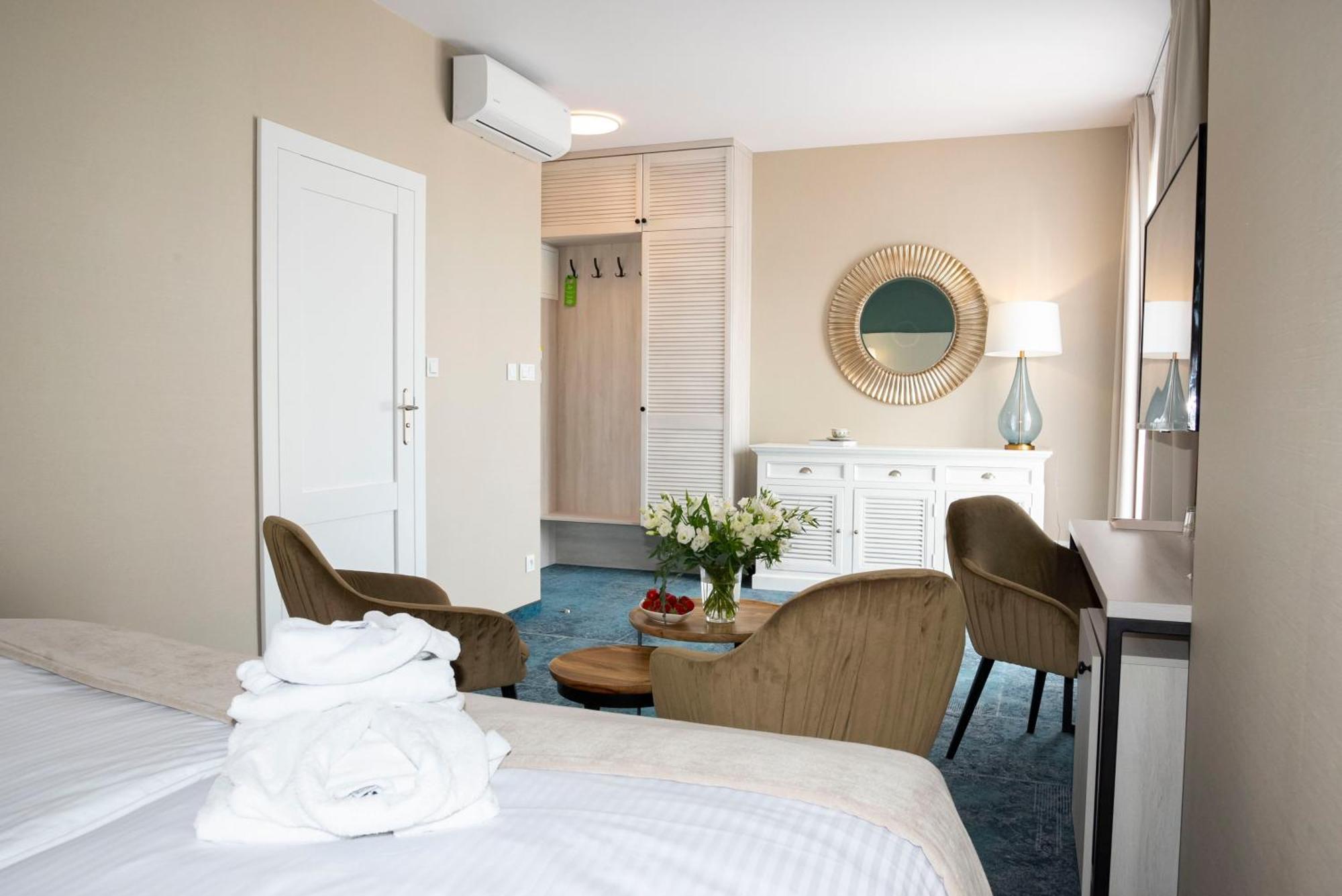 Hotel Szafir Jastrzębia Góra Εξωτερικό φωτογραφία
