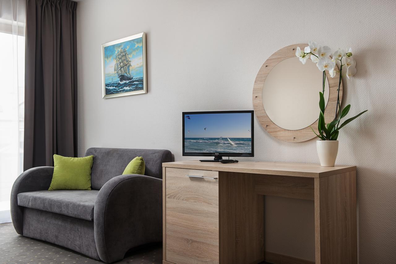 Hotel Szafir Jastrzębia Góra Εξωτερικό φωτογραφία